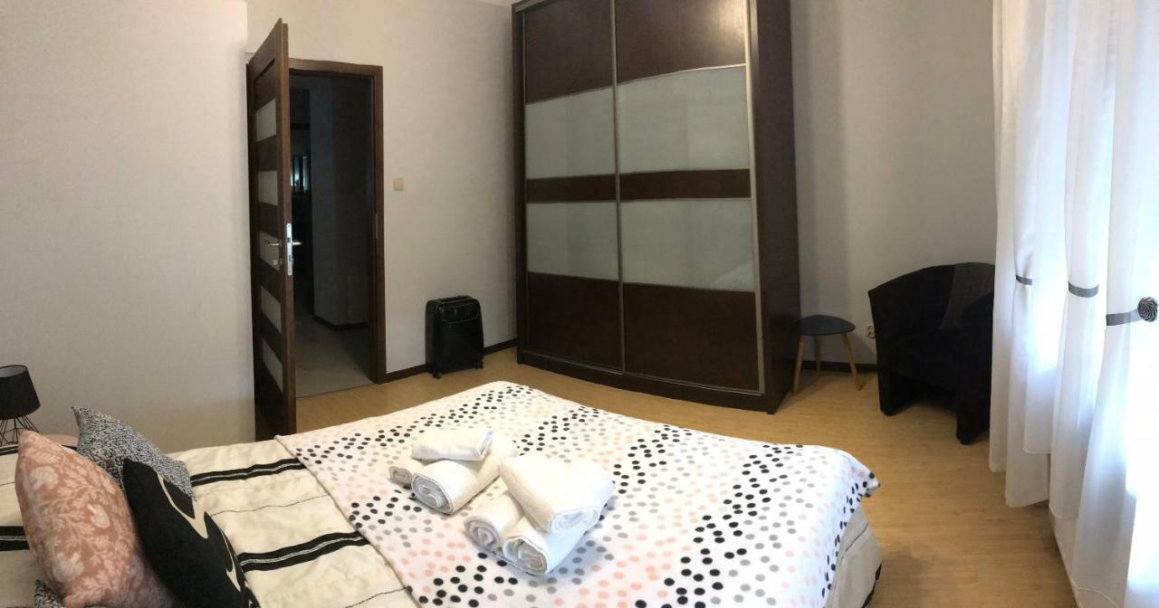 Apartment Family كراكوفيا المظهر الخارجي الصورة